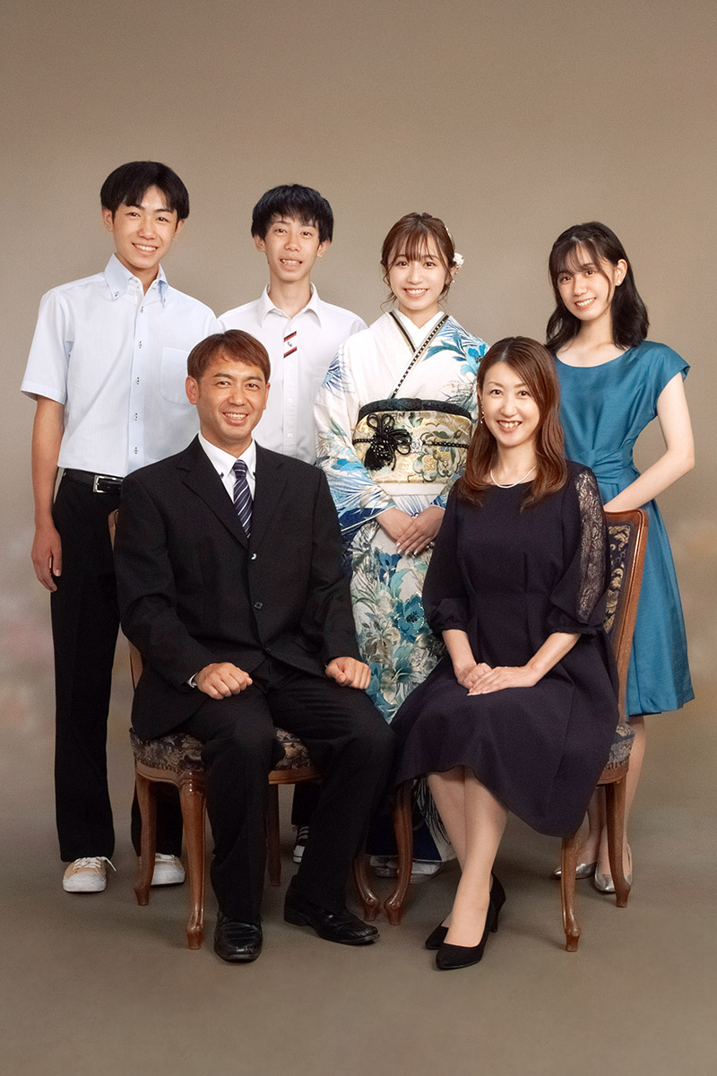 成人式の家族写真